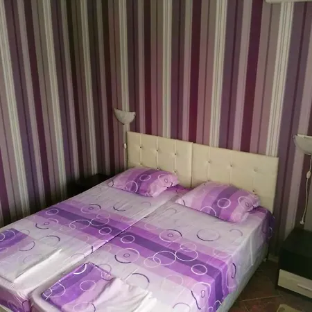 Vylchev Homestay Kiten (Burgas)